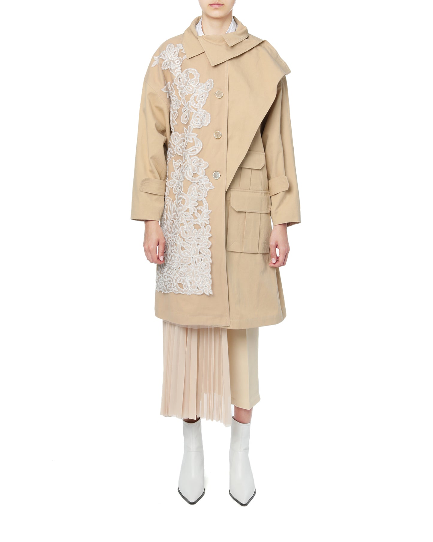 ERIKA CAVALLINI Lace patch overcoat