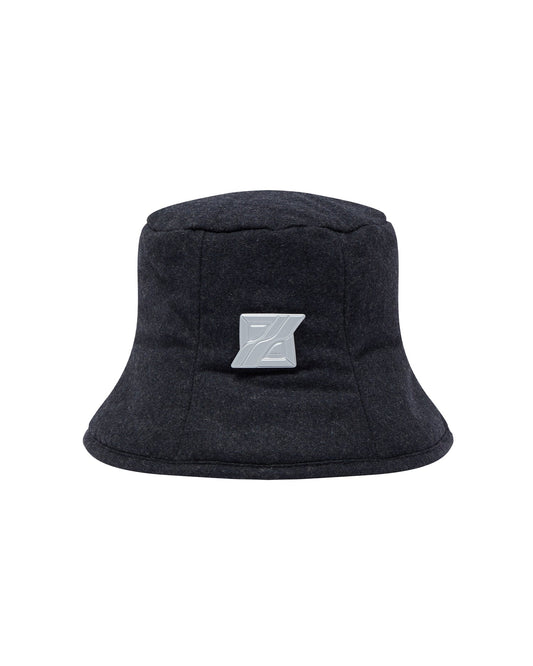 WE11DONE Logo patch bucket hat